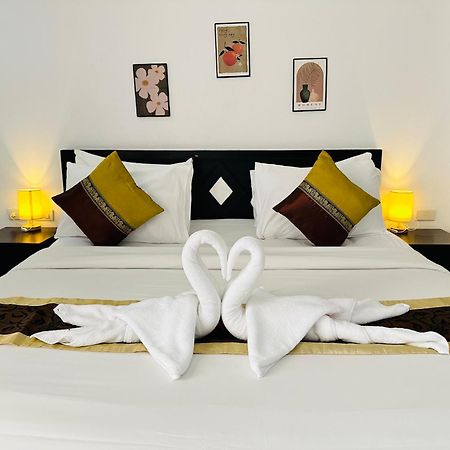 Hotel Baya Phuket Patong Exterior foto