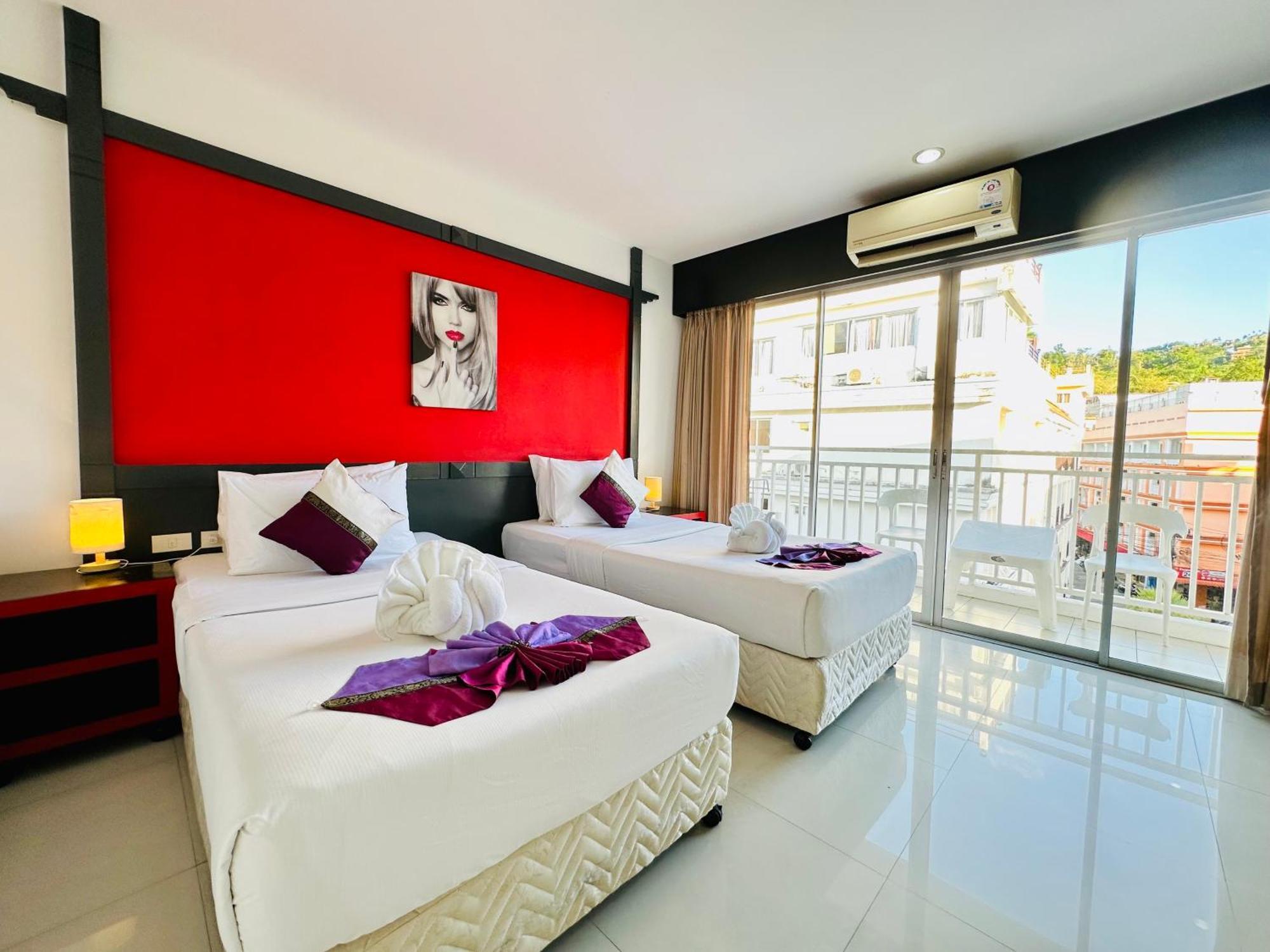 Hotel Baya Phuket Patong Exterior foto